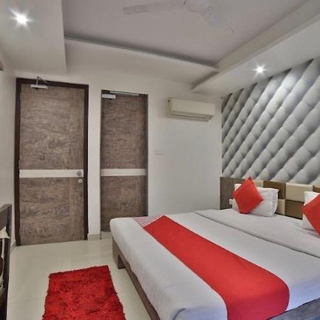 Hotel Green Apple 간디나가르 외부 사진